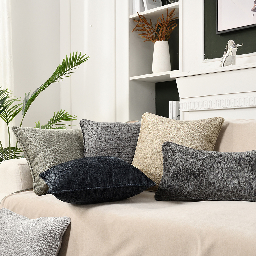 Almofada decorativa com textura de chenille luxuosa